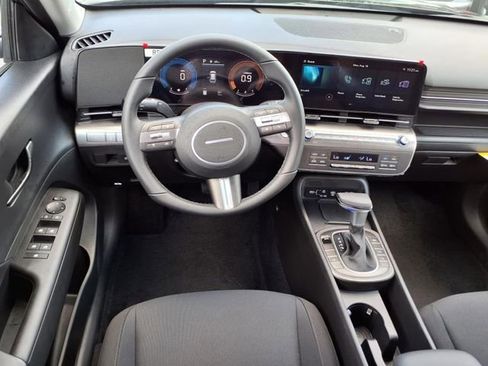 New 2026 Hyundai Kona SEL Sport FWD image 8