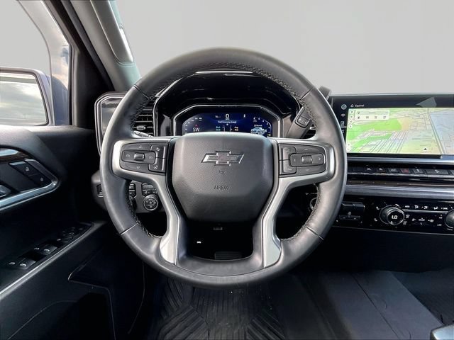Used 2023 Chevrolet Silverado 1500 RST AWD/4WD image 17