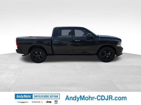 Used 2015 RAM 1500 Express RWD image 2