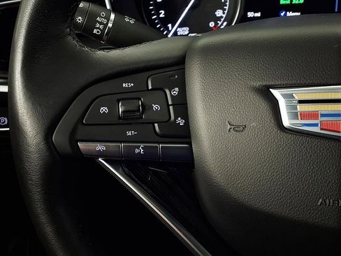 Used 2021 Cadillac XT6 Premium Luxury w/ LPO, ONYX Package image 19