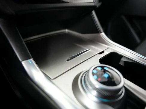 Used 2020 Ford Explorer Limited image 26