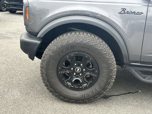 Used 2023 Ford Bronco Big Bend image 17