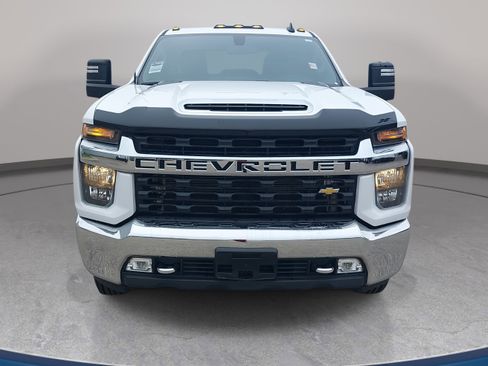 Used 2022 Chevrolet Silverado 3500 LT w/ Convenience Package AWD/4WD image 2