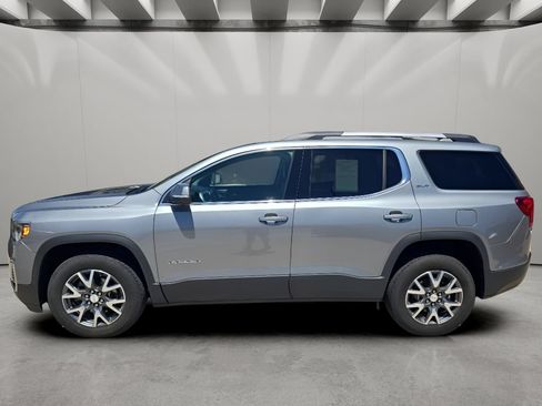 Used 2023 GMC Acadia SLT w/ Preferred Package AWD/4WD image 2