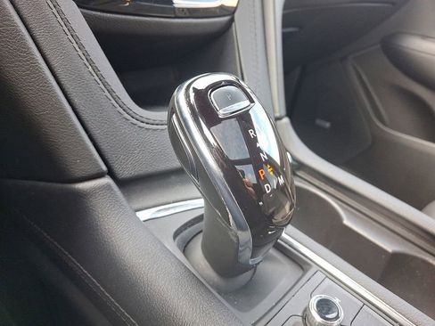 Certified 2023 Cadillac XT5 Premium Luxury image 16