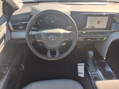 New 2026 Toyota Camry LE image 5