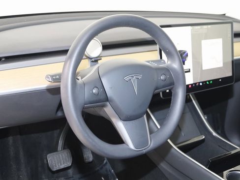 Used 2020 Tesla Model Y Long Range image 6