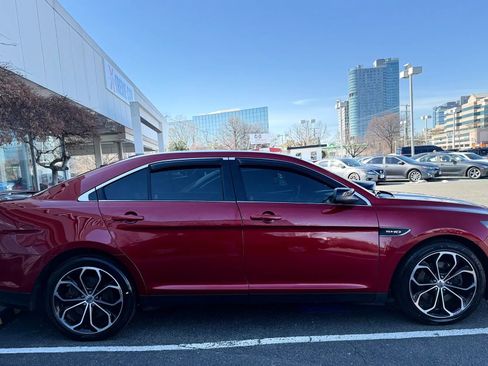 Used 2015 Ford Taurus SHO w/ Equipment Group 401A AWD/4WD image 8
