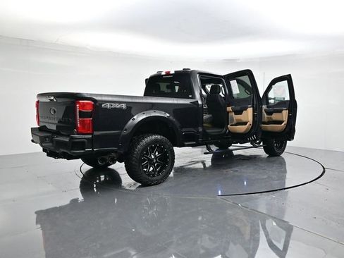 New 2025 Ford F250 XLT w/ Black Appearance Package image 46