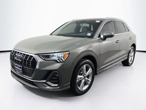 Used 2024 Audi Q3 2.0T Premium Plus AWD/4WD image 3