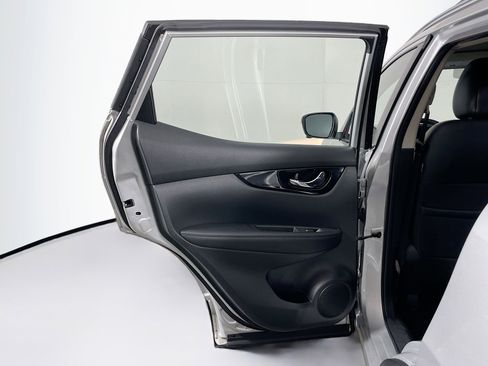 Used 2022 Nissan Rogue Sport SL image 26