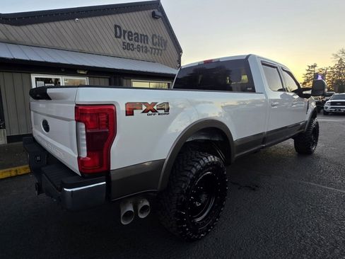 Used 2019 Ford F350 Lariat w/ Lariat Ultimate Package image 9