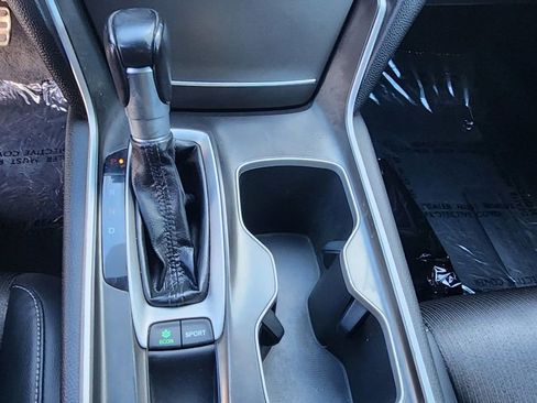 Used 2018 Honda Accord Sport image 42