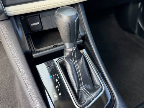 Used 2018 Toyota Corolla iM image 26