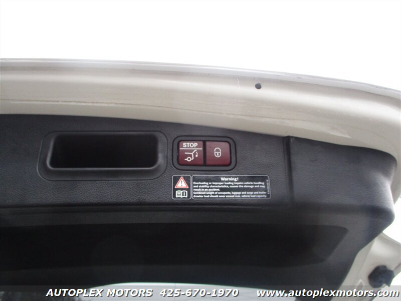 Used 2011 Mercedes-Benz ML 350 BlueTEC 4MATIC image 12