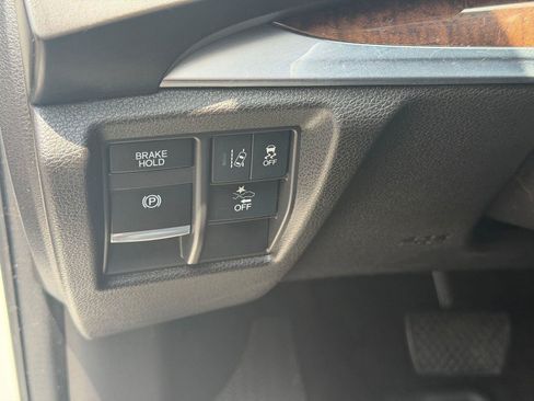 Used 2020 Acura MDX SH-AWD image 8