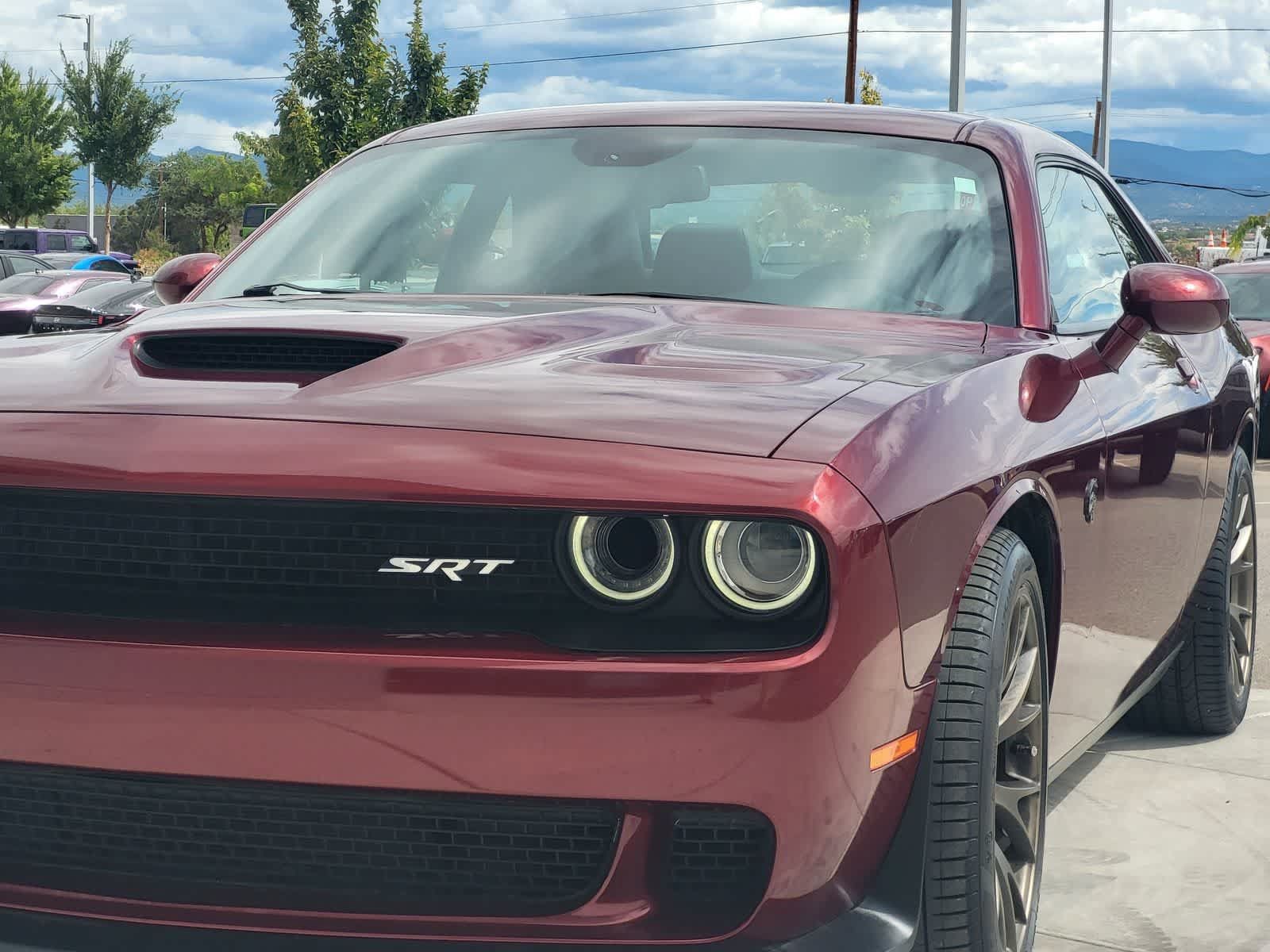 Used 2017 Dodge Challenger SRT Hellcat RWD image 7
