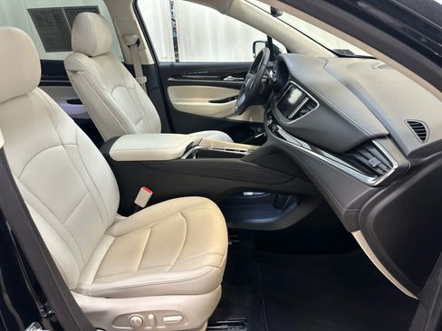 Used 2024 Buick Enclave Essence w/ Experience Buick Package AWD/4WD image 15