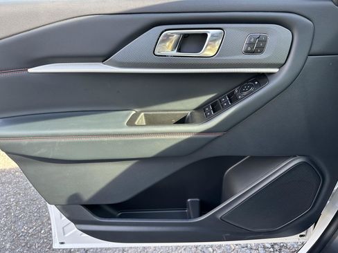 New 2026 Ford Explorer ST-Line w/ ST-Line Street Pack image 26