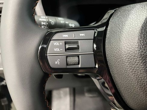 New 2026 Honda Pilot Sport image 17