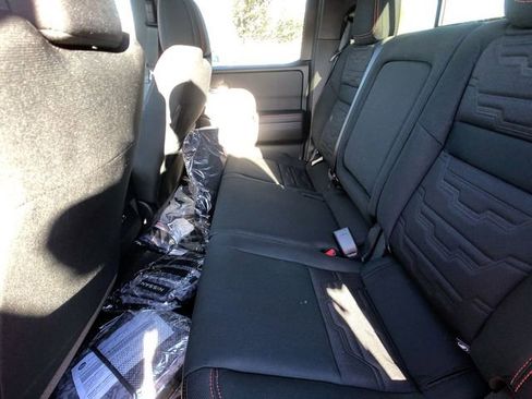 New 2025 Nissan Frontier PRO-4X image 25