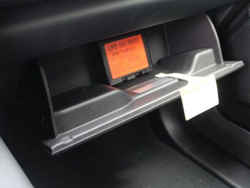 New 2026 GMC Sierra EV Elevation w/ LPO, Elevation Dark Package image 31