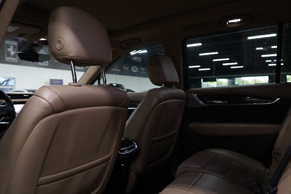 Used 2020 Cadillac XT6 Premium Luxury w/ Platinum Package FWD image 21