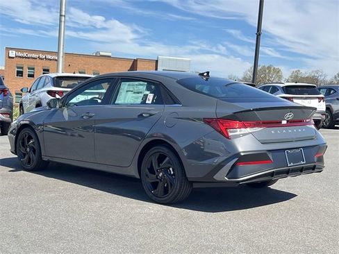 New 2026 Hyundai Elantra SEL Sport image 31