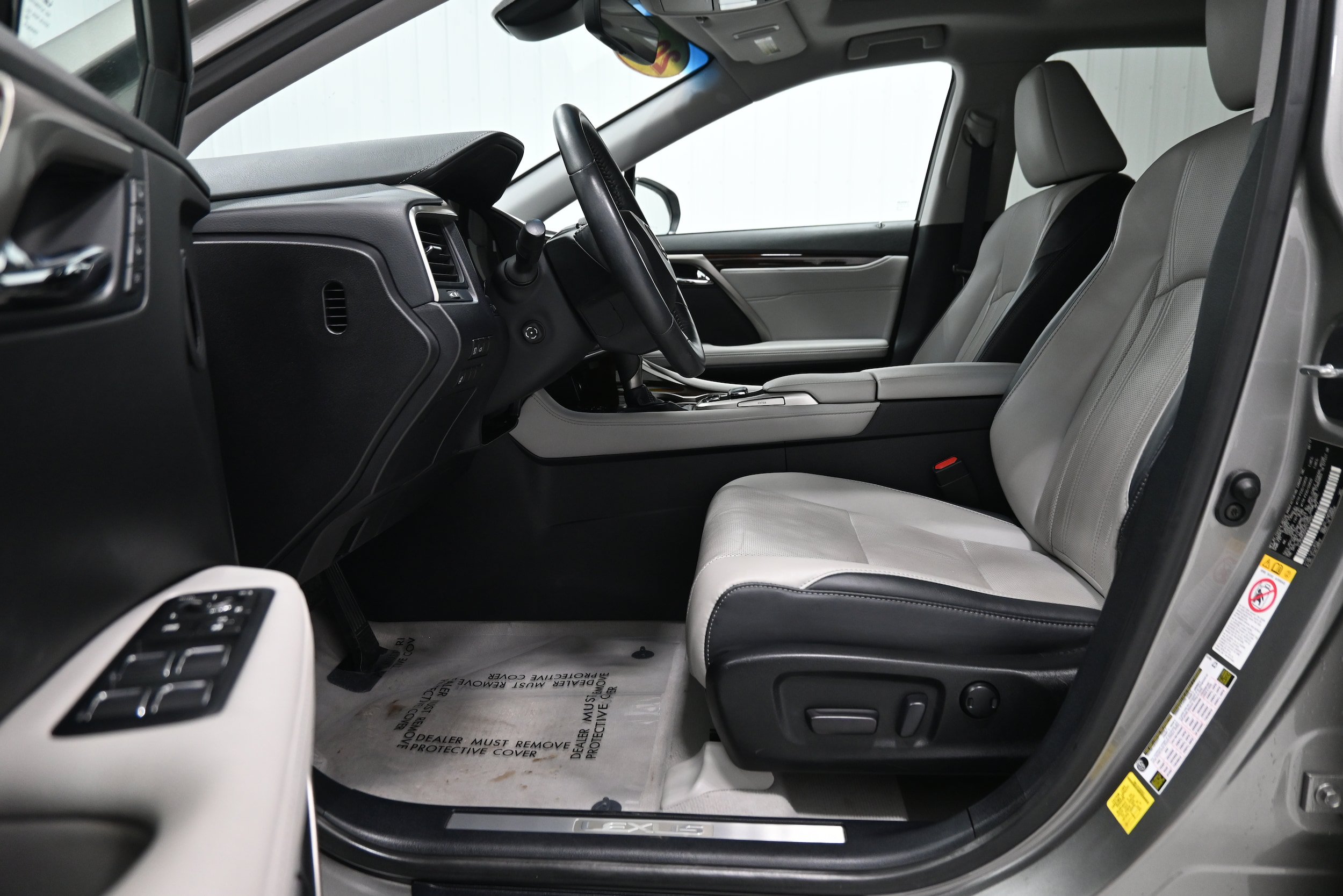 Used 2017 Lexus RX 350 AWD w/ Premium Package image 4