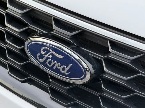 Certified 2023 Ford Escape ST-Line Select AWD/4WD image 24