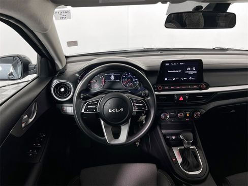 Certified 2024 Kia Forte LXS image 21