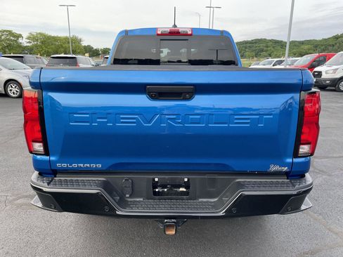 Used 2023 Chevrolet Colorado Z71 w/ Z71 Convenience Package 2 AWD/4WD image 4