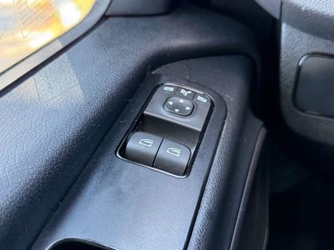 Used 2022 Mercedes-Benz Sprinter 2500 image 29
