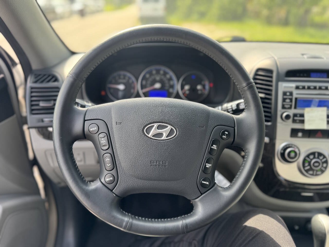 Used 2008 Hyundai Santa Fe GLS FWD image 11