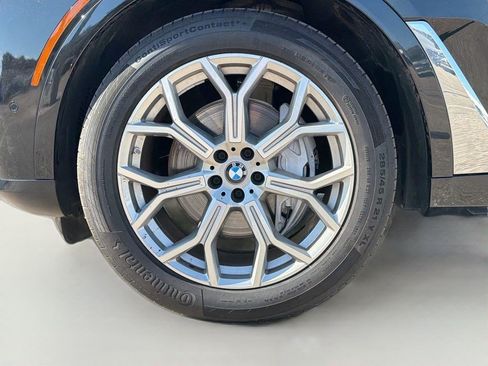 Used 2023 BMW X7 xDrive40i AWD/4WD image 44