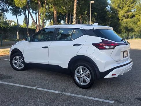 Used 2023 Nissan Kicks S FWD image 14