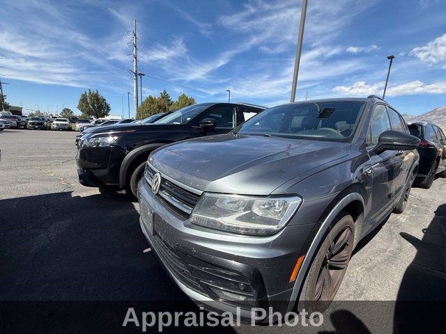 Used 2019 Volkswagen Tiguan SEL Premium R-Line AWD/4WD image 2