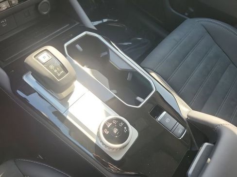 New 2026 Mitsubishi Outlander SE image 34