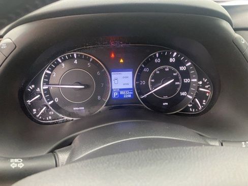 Used 2020 Nissan Armada SL w/ Premium Package image 16