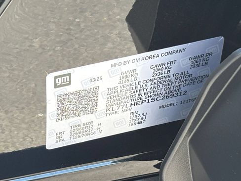 Used 2025 Chevrolet Trax LT w/ LT Convenience Package FWD image 30