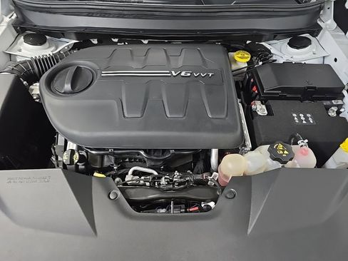 Used 2022 Jeep Cherokee Trailhawk w/ Sun, Sound & Nav Group image 11