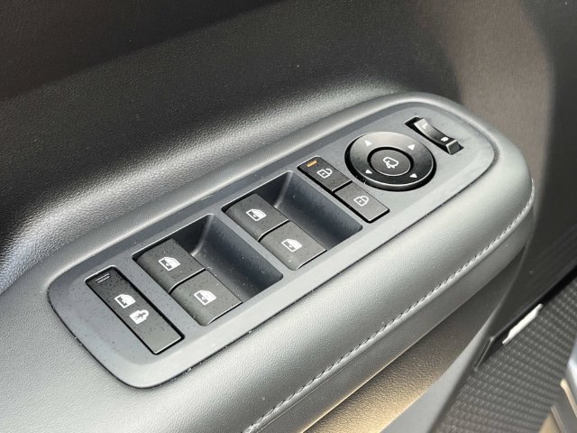 Certified 2025 Hyundai Santa Fe Calligraphy FWD image 35