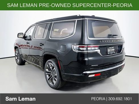 Used 2023 Jeep Grand Wagoneer Series III AWD/4WD image 5