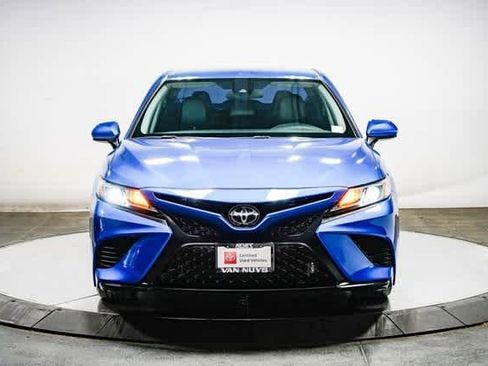Certified 2020 Toyota Camry SE image 7