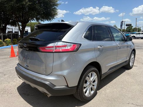 Used 2022 Ford Edge Titanium w/ Equipment Group 301A AWD/4WD image 5
