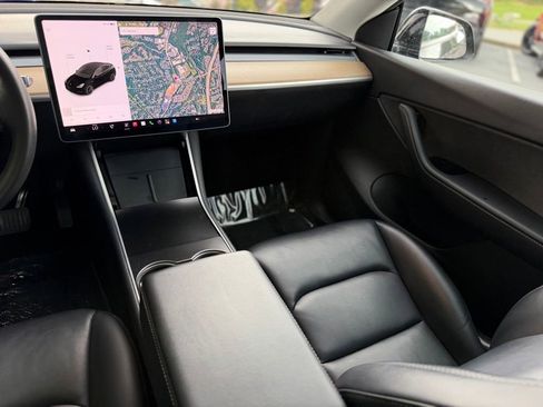 Used 2020 Tesla Model Y Long Range AWD/4WD image 42