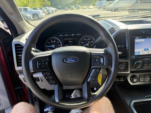 Used 2019 Ford F250 XLT w/ XLT Premium Package AWD/4WD image 28