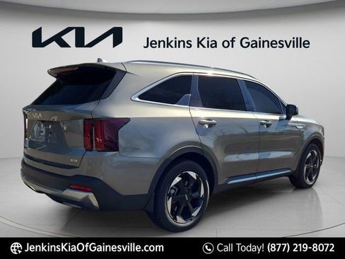 New 2026 Kia Sorento EX w/ EX Premium Package FWD image 4