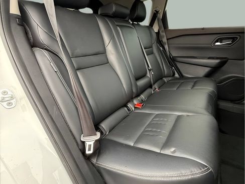 Used 2023 Nissan Rogue SL w/ SL Premium Package AWD/4WD image 16
