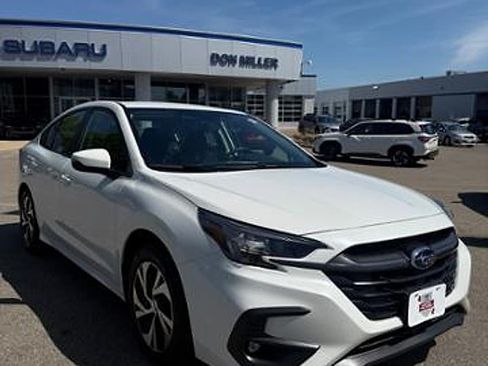 Certified 2025 Subaru Legacy Premium AWD/4WD image 1